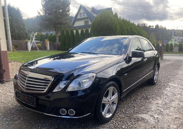 Mercedes-Benz Klasa E cena 38800 przebieg: 285000, rok produkcji 2011 z Mława małe 529